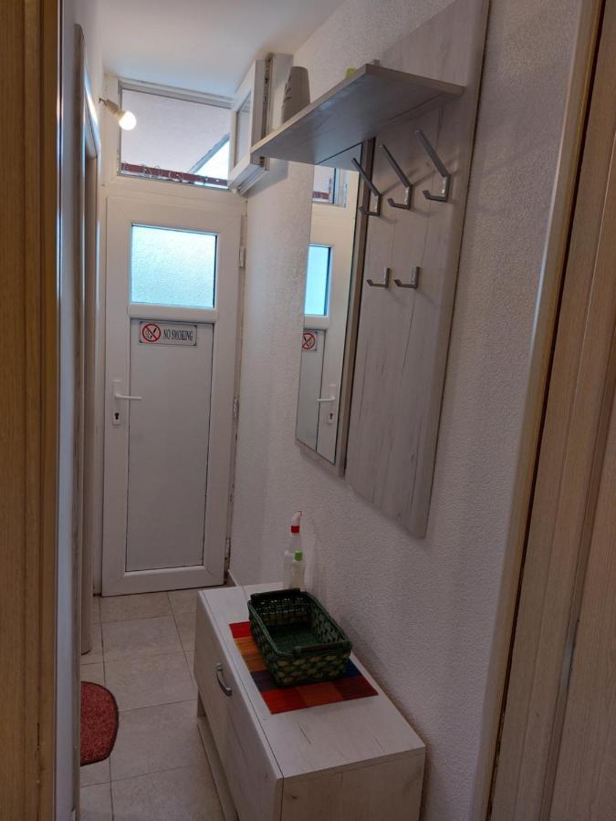 Ljubovic Apartman Ποντγορίτσα Εξωτερικό φωτογραφία
