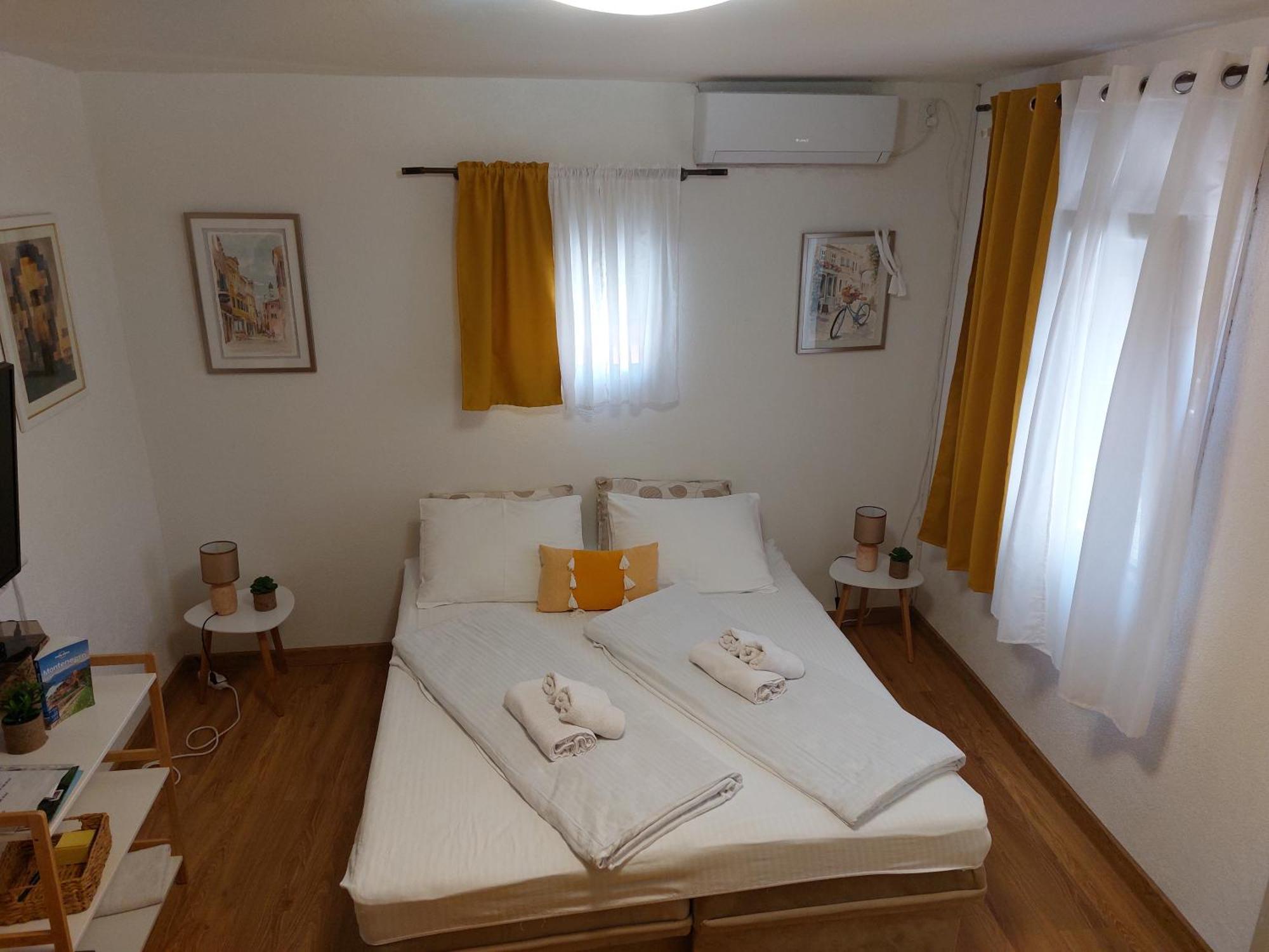 Ljubovic Apartman Ποντγορίτσα Εξωτερικό φωτογραφία